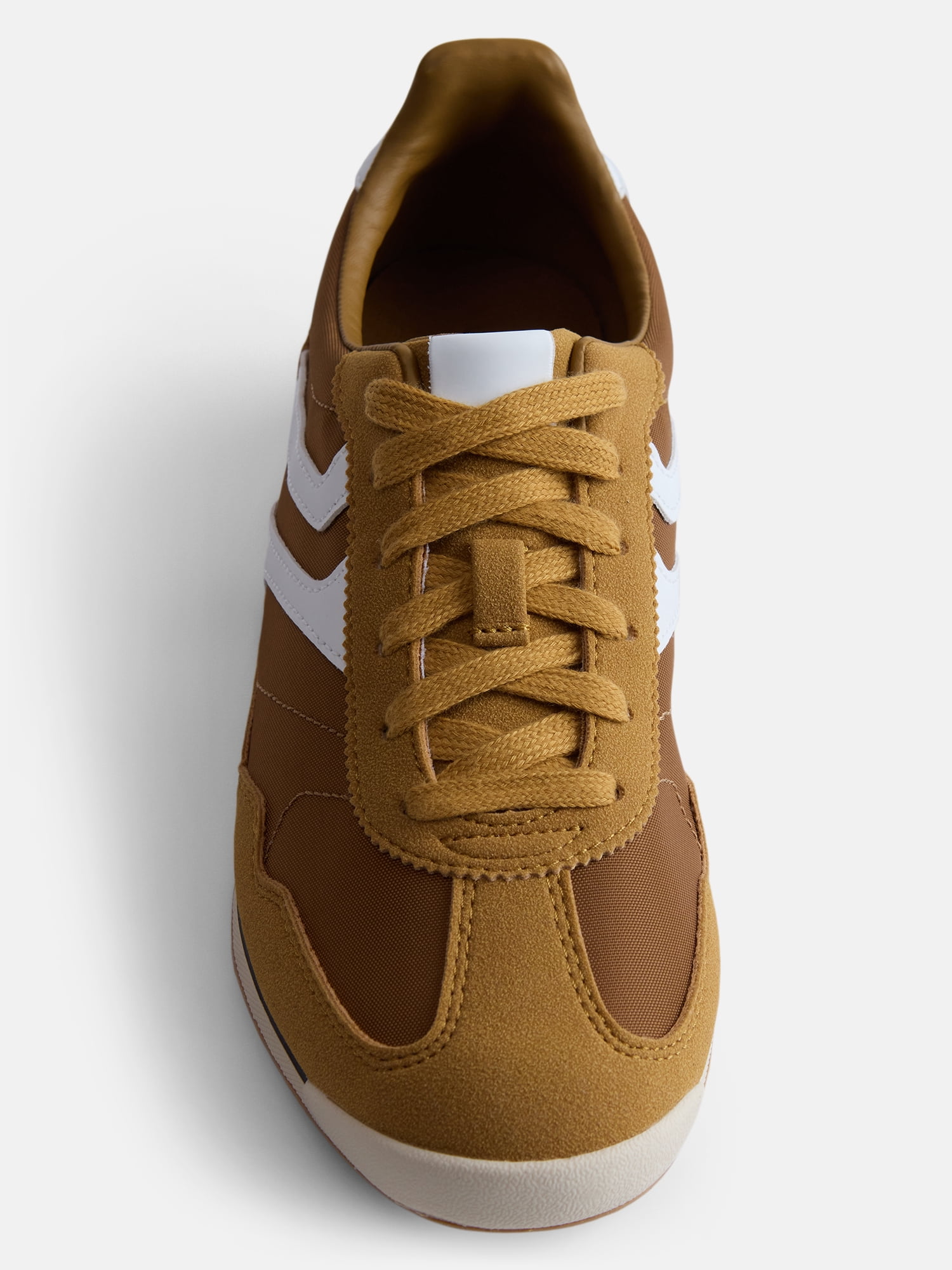No Boundaries Women's Faux Leather and Suede Retro Inspired Lace Up Sneakers