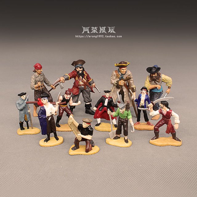 The Caribbean Pirates Anime Figures Miniature Ornaments Fighting stance Captain Crew Action Figure Figurines Decor Model ToysA1 He Qiyong unisex