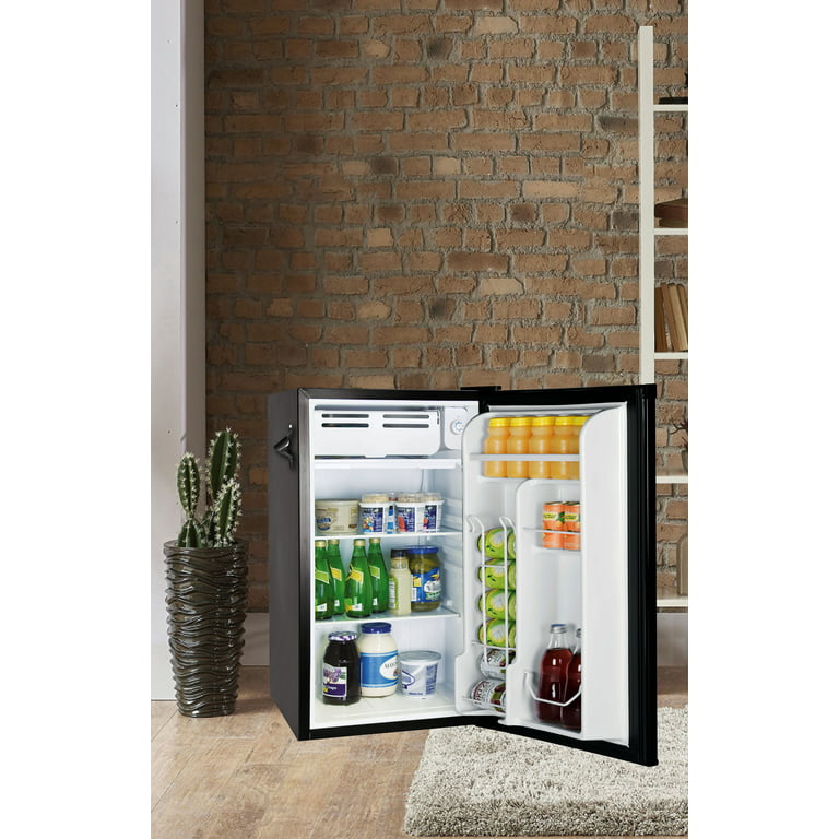 Frigidaire Mini Réfrigérateur Rétro 3.2 Pi. Ca. - Noir