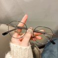 thumbnail image 4 of Gafas de metal para miopía, lentes planas con protección contra la luz azul, con marco para miopía para estudiantes, 4 of 5