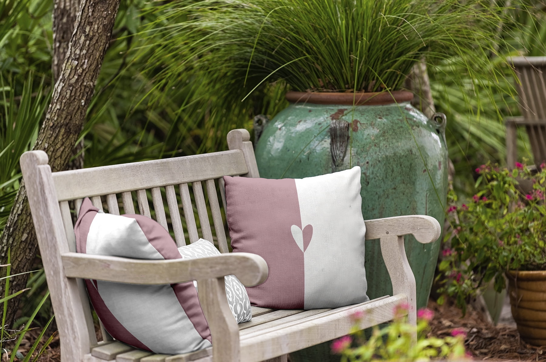 20" x 20" Simply Daisy Modern Heart Polyester Indoor/Outdoor Pillow, Romantic Purple Qty 1