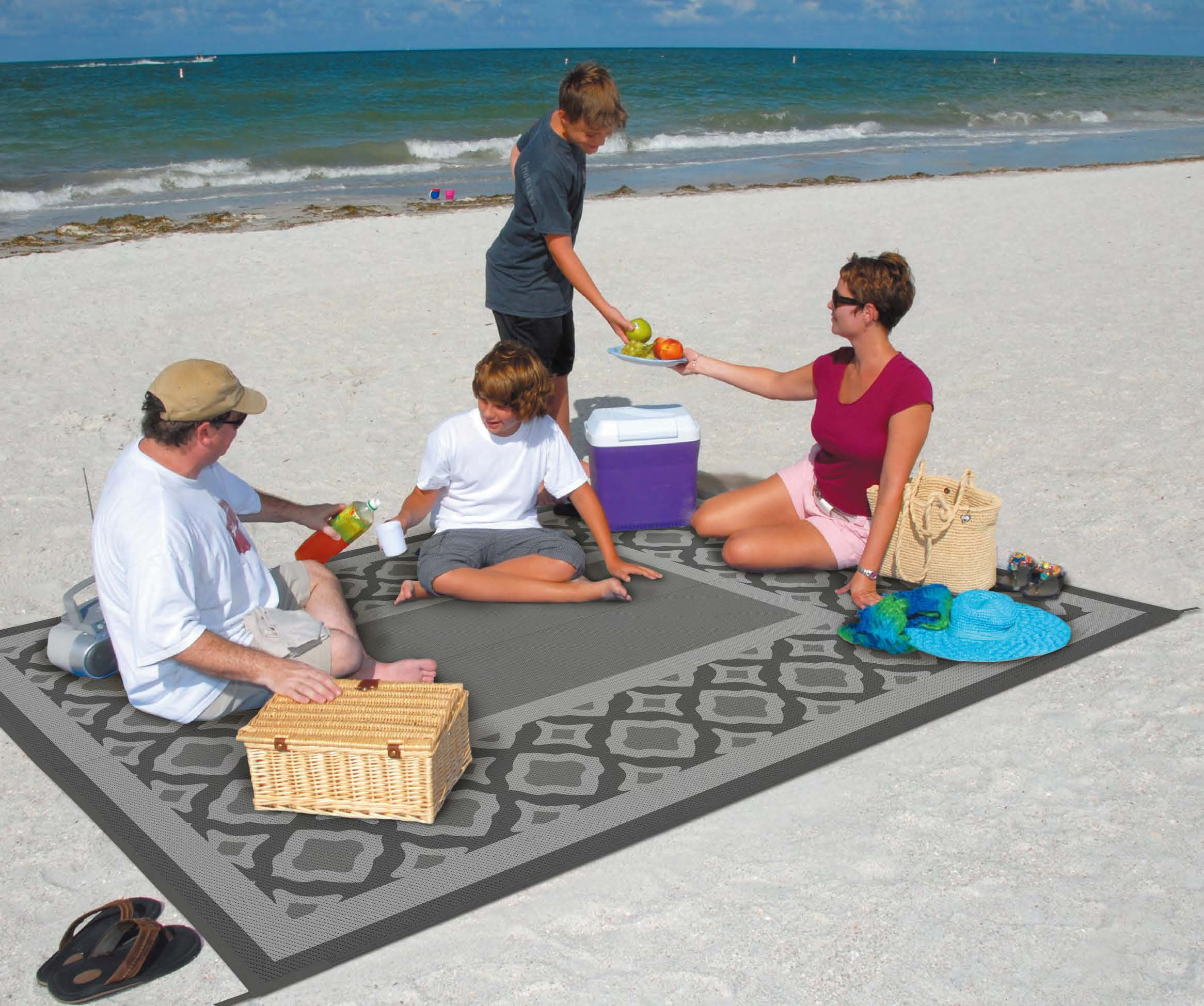 Auto Drive 6' x 9' Linked Geo Gray Reversible RV Outdoor Patio Mat, 100% Polypropylene
