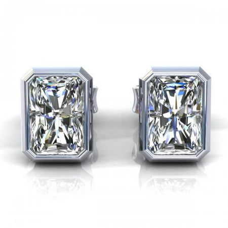 - 0.50CT radiant cut diamonds stud earrings