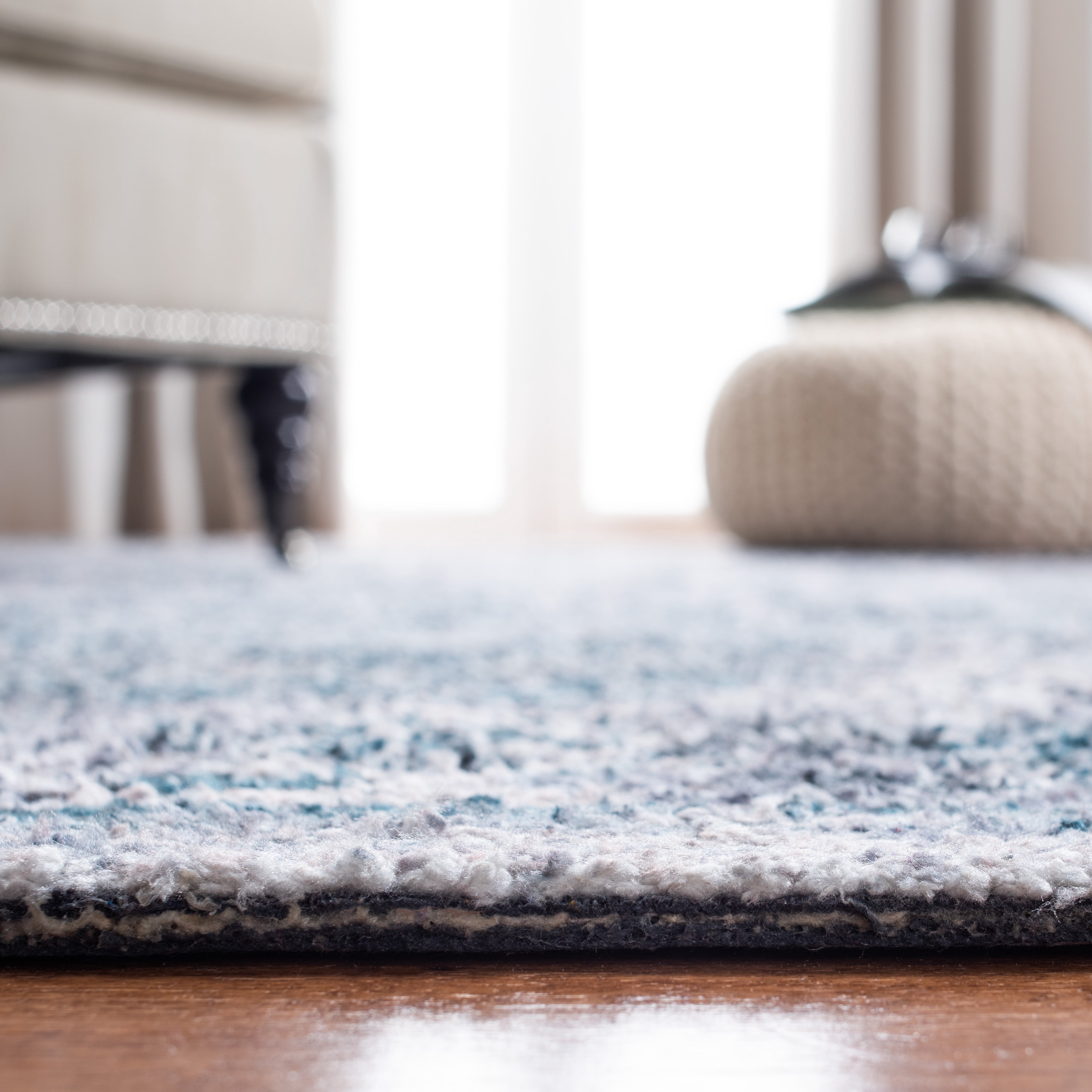 SAFAVIEH Classic Vintage Comhgham Medallion Area Rug, Aqua/Blue, 3' x 5'