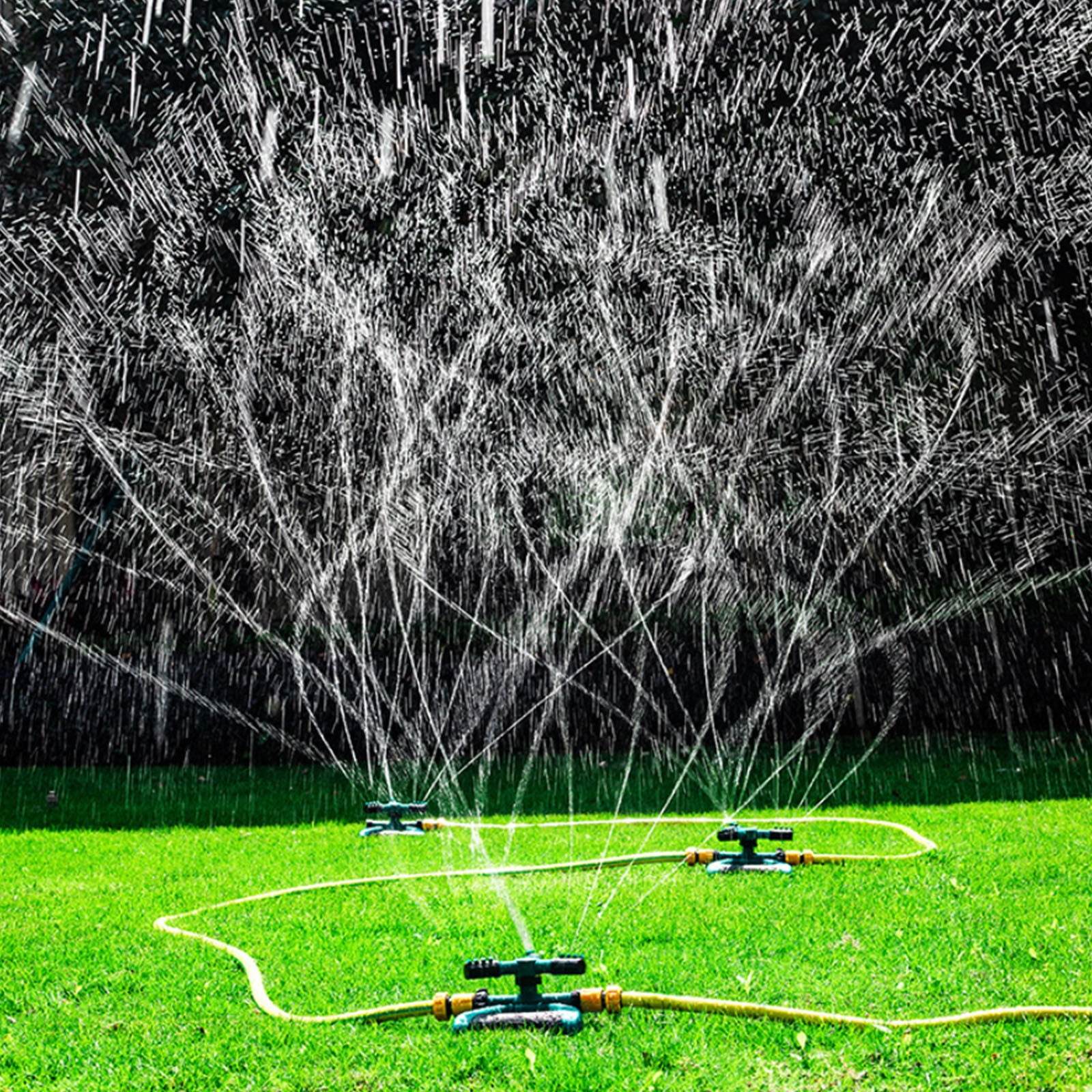 360 Degree Rotating Garden Sprinkler - Automatic Adjustable Lawn Water Sprinkler System with 6-8M Spray Range, Plastic Hose Irrigation for Yard, Grass & Plants (10.04x8.27x3.74in, Green)