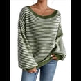 thumbnail image 2 of Suéter de Punto Holgado Informal de Larga con Rayas y Hombros Descubiertos para Mujer (Otoño 2025) Verde XL, 2 of 7
