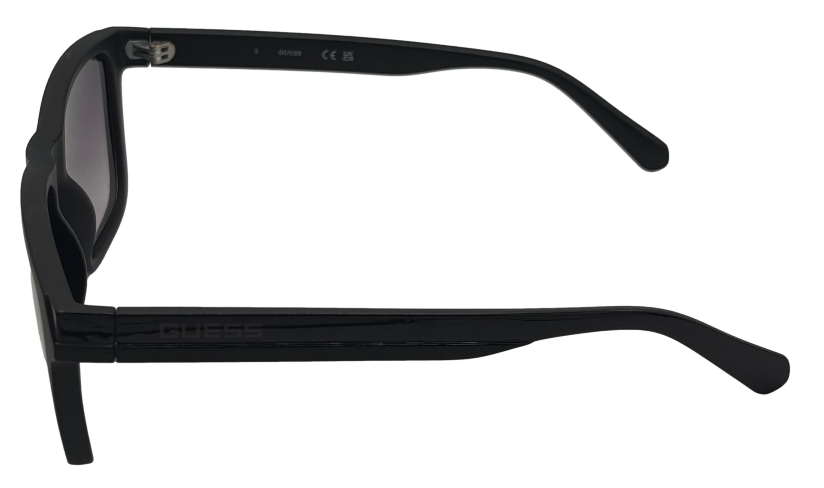 Guess Sunglass Mens Matte Black Square, Gradient Lens GF0254. 2B