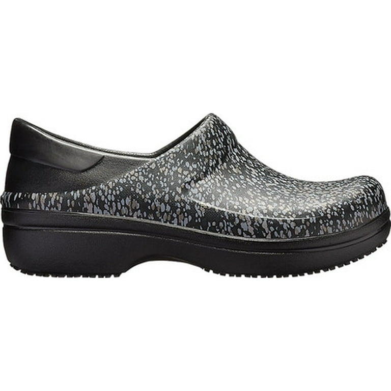 Crocs neria pro ii graphic clog hotsell