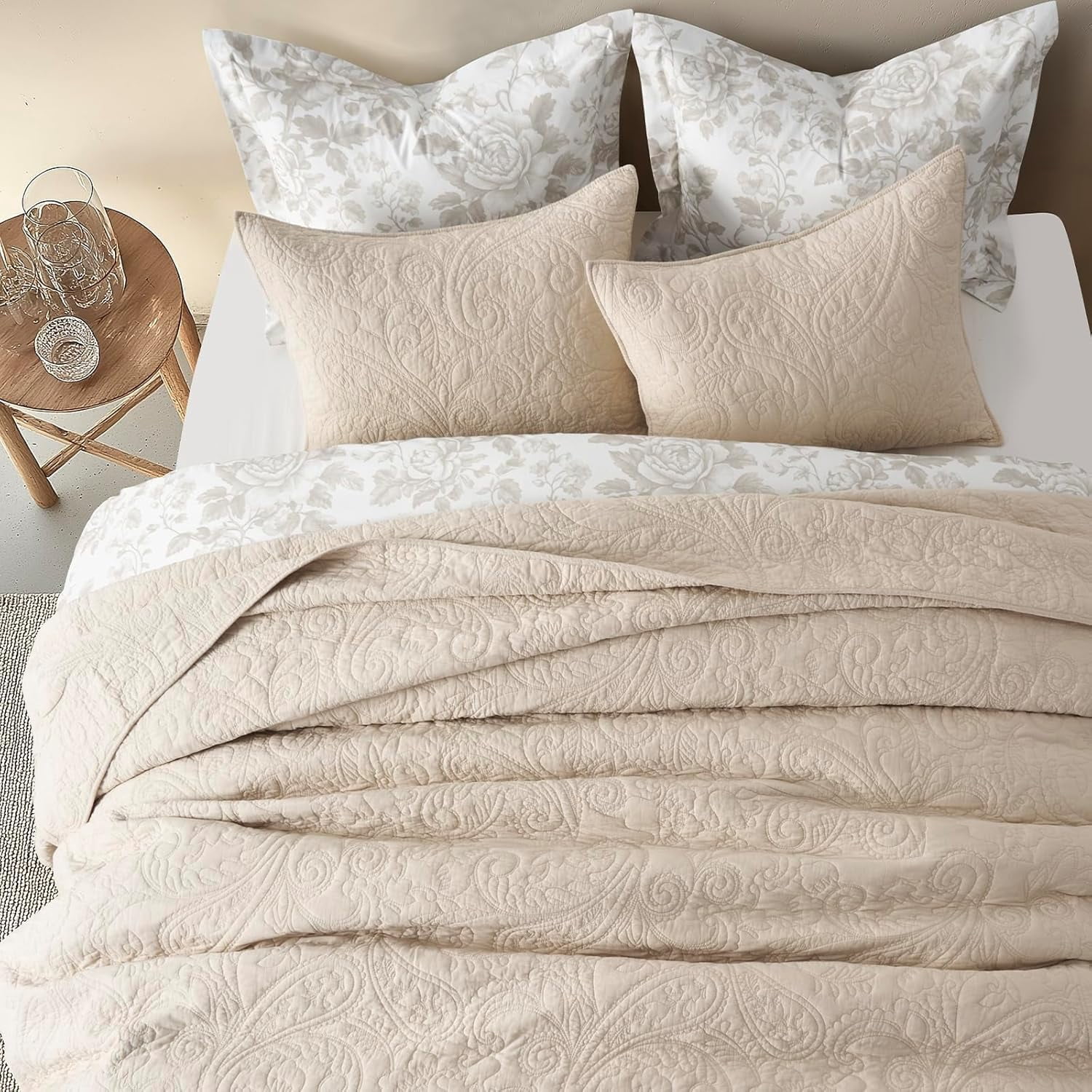 EVERGRACE 100% Cotton Paisley Quilt Set, Queen Size 3 Piece Set – Prewashed Lightweight Bedspread with 2 Shams, Soft & Breathable Matelasse Coverlet for All-Season Comfort, Flax Beige