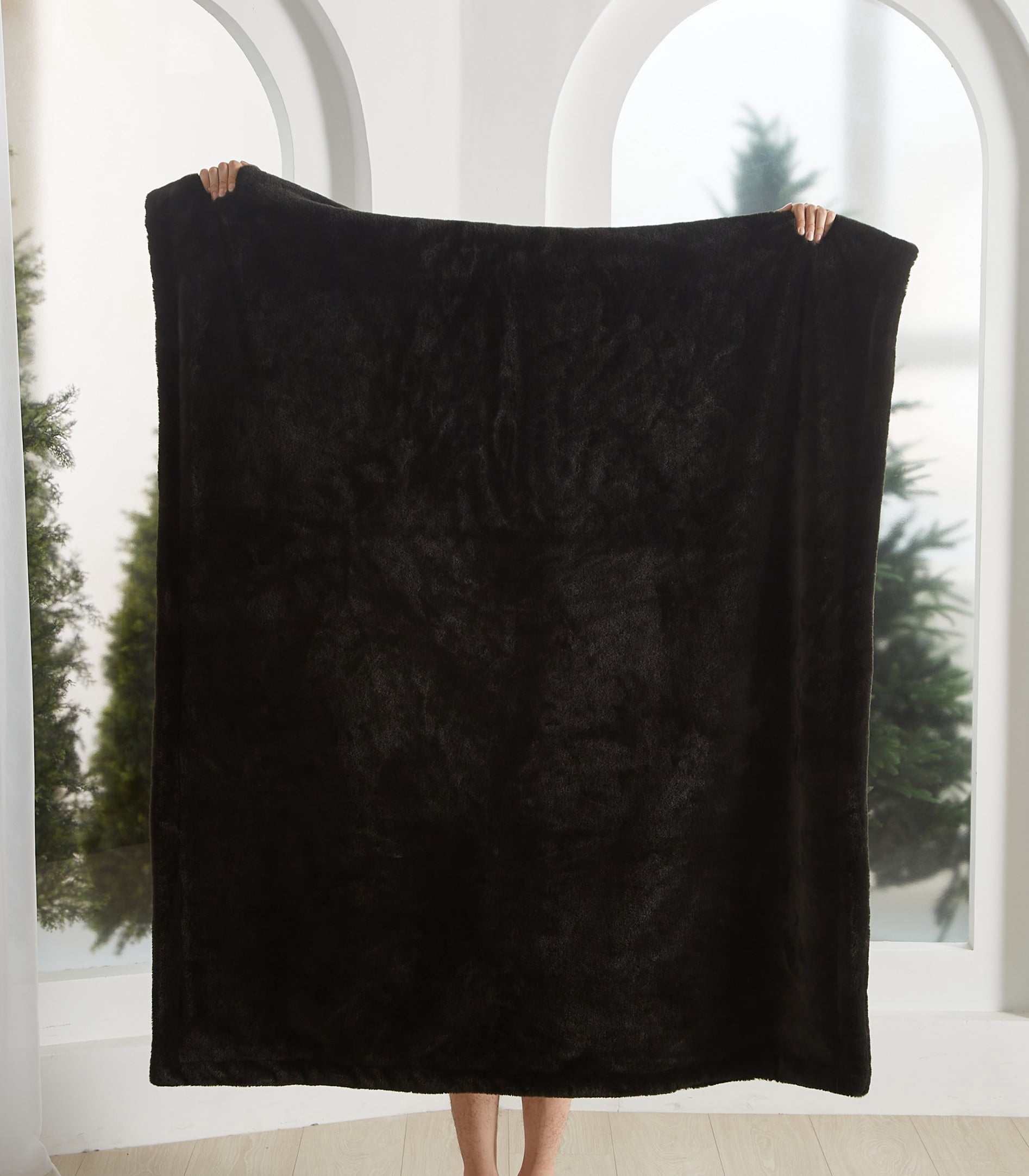 Cozy Haven Faux Fur Throw Blanket for Adults, Black, 50" x 72"