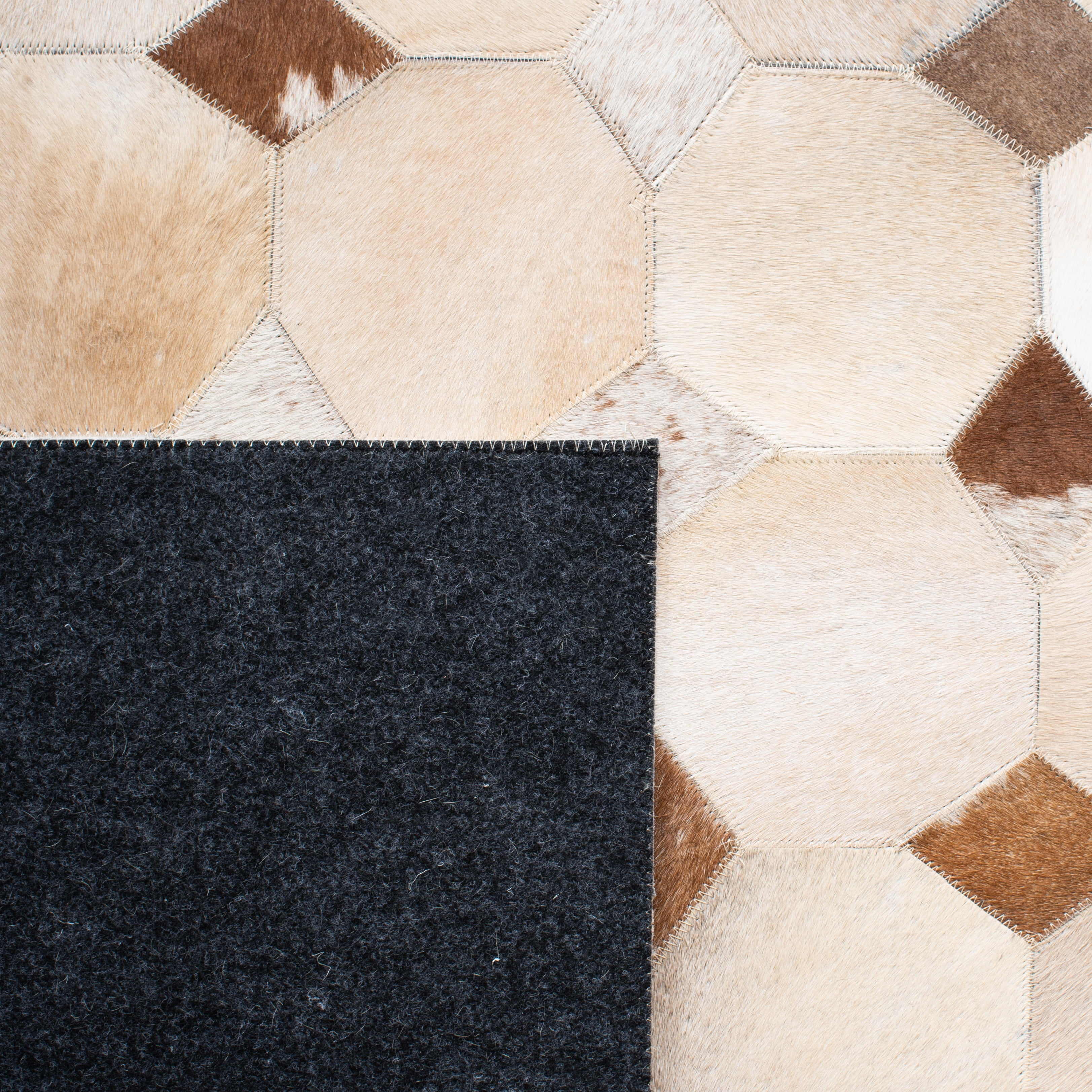 SAFAVIEH Studio Leather Stuart Geometric Area Rug, Ivory/Brown, 5' x 8'