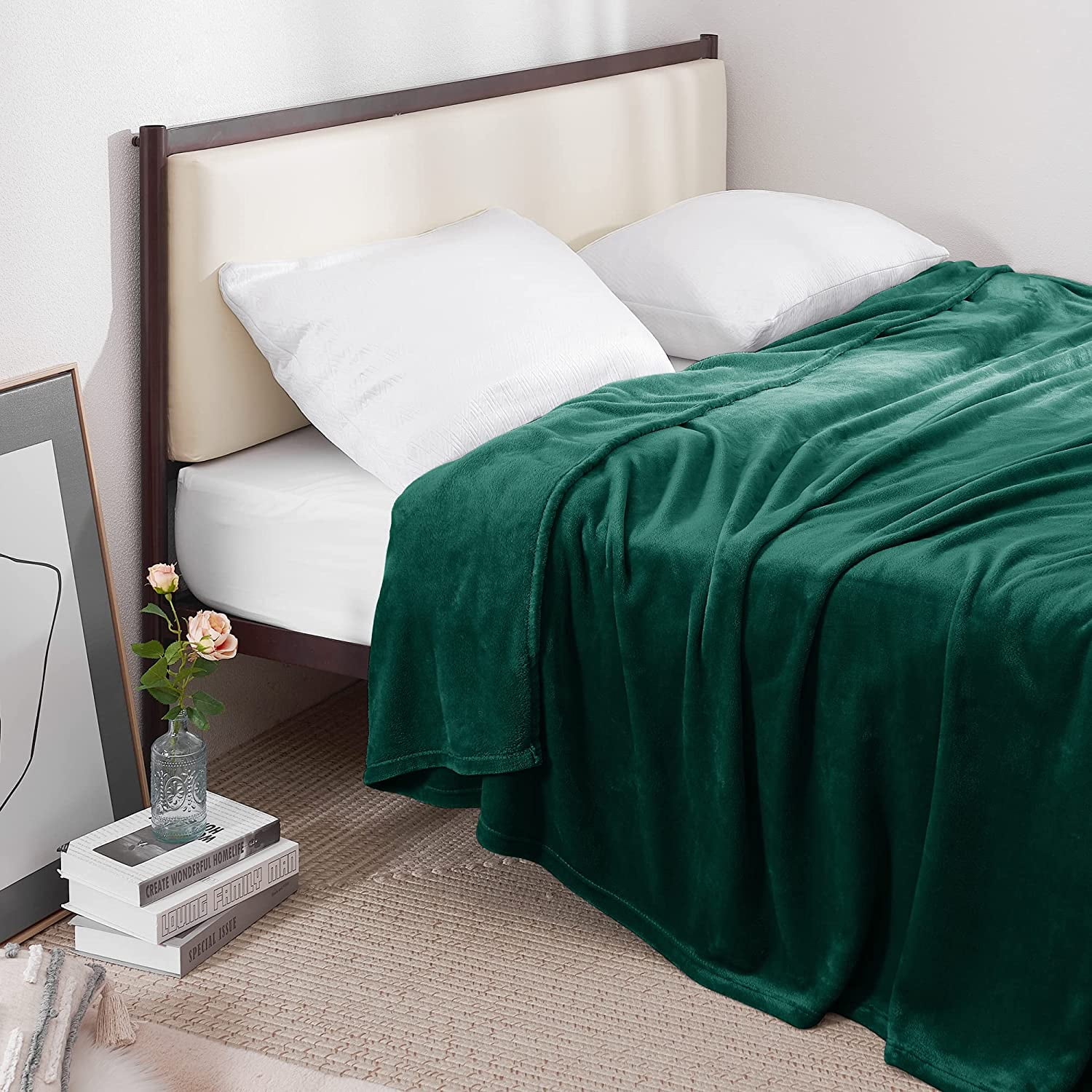 Htooq Queen Size Blanket Fleece Flannel Velvet Blanket Bed Blanket Travel Camping Blanket For Couch Bed Sofa Hunter Green W90 X L90 Inch Hunter Gree