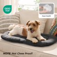 thumbnail image 2 of Alfombrilla de forro polar suave para perros, 89 x 56 cm, color gris, 2 of 9