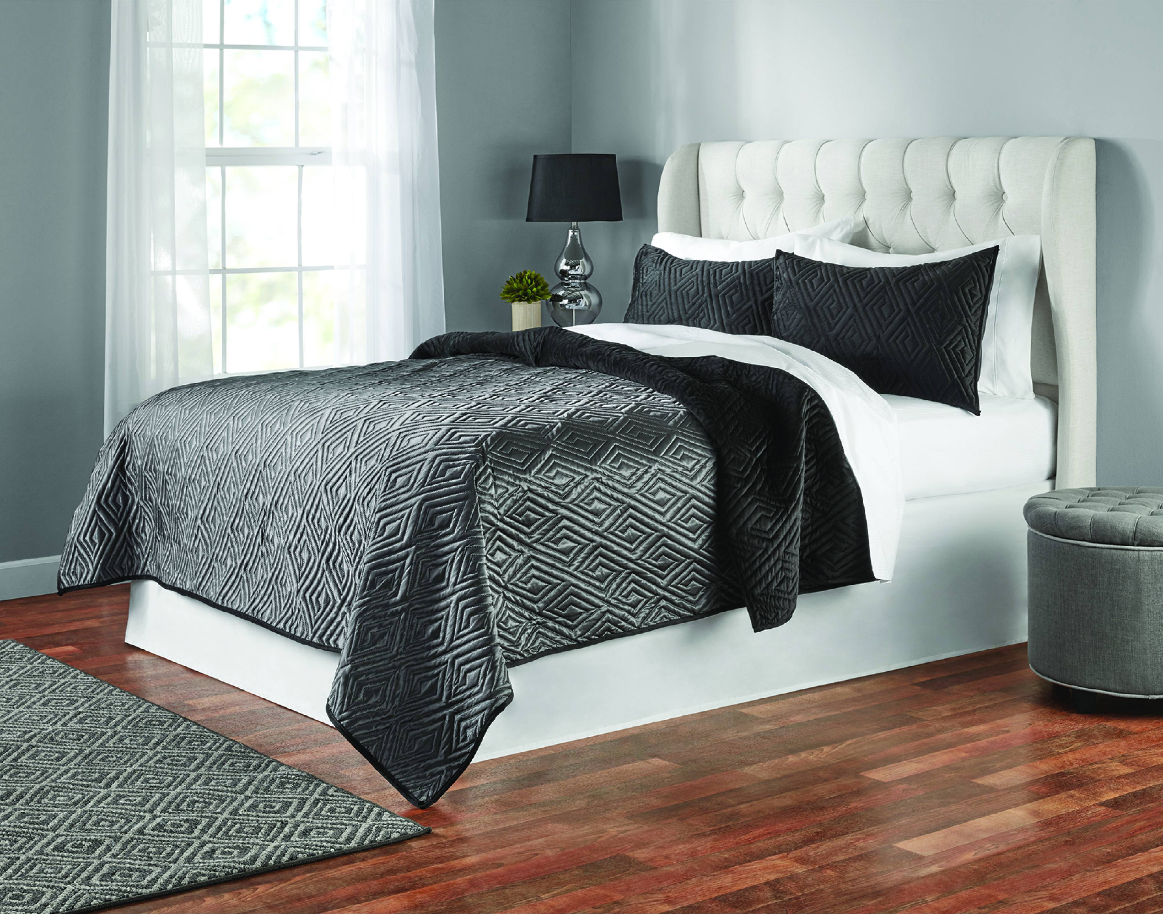 Mainstays Poly Plush Velvet Diamond Stitched 2Piece Quilt Set with Shams, Twin