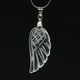 thumbnail image 3 of Colgante de alas de ángel de cristal natural europeo y americano Colgante de alas de ángel talladas Colgante de collar de mujer de moda, 3 of 6