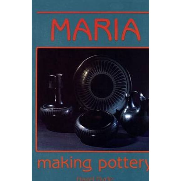 Maria Making Pottery (Paperback)
