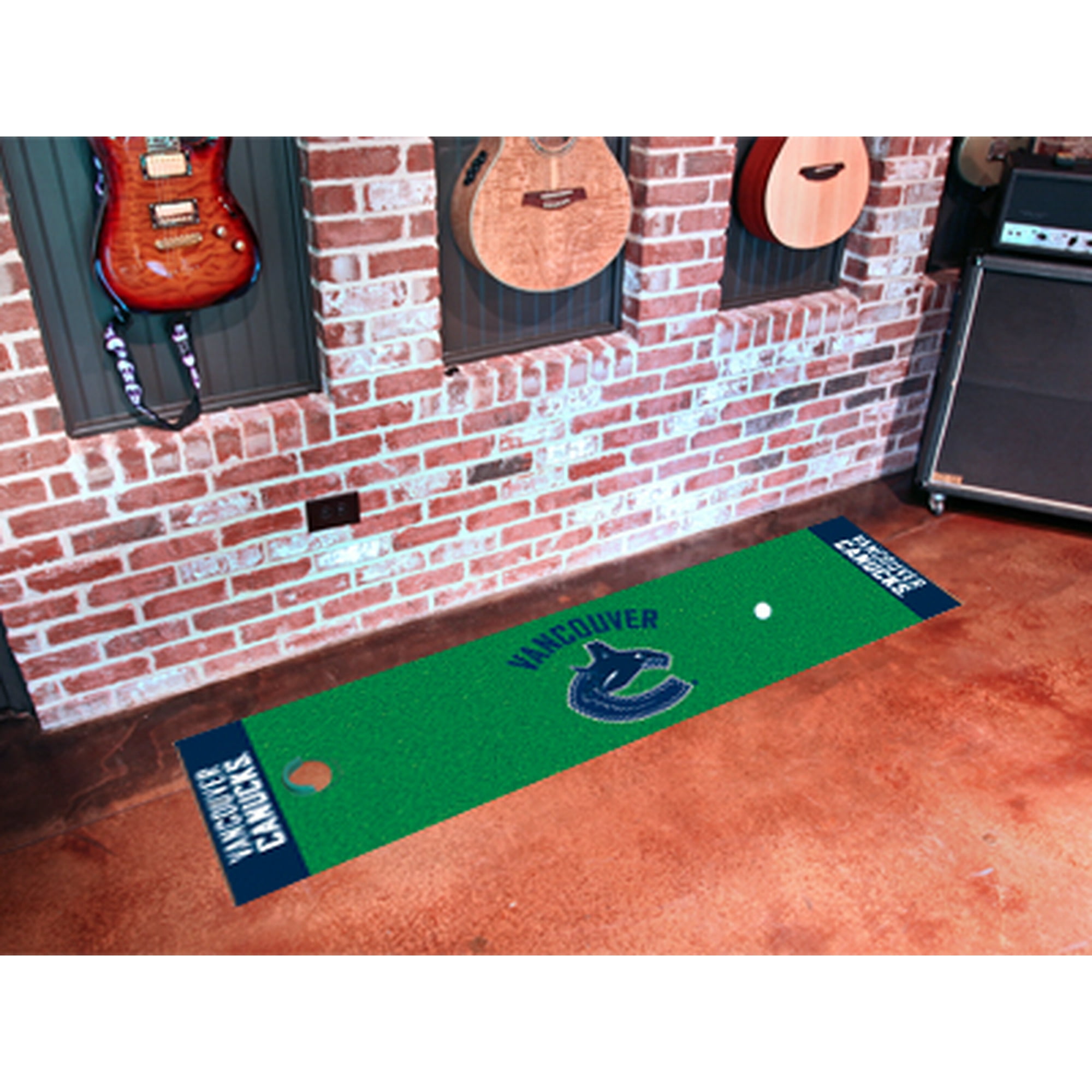 Nhl Vancouver Canucks Putting Green Mat 18 X72 Walmart Canada