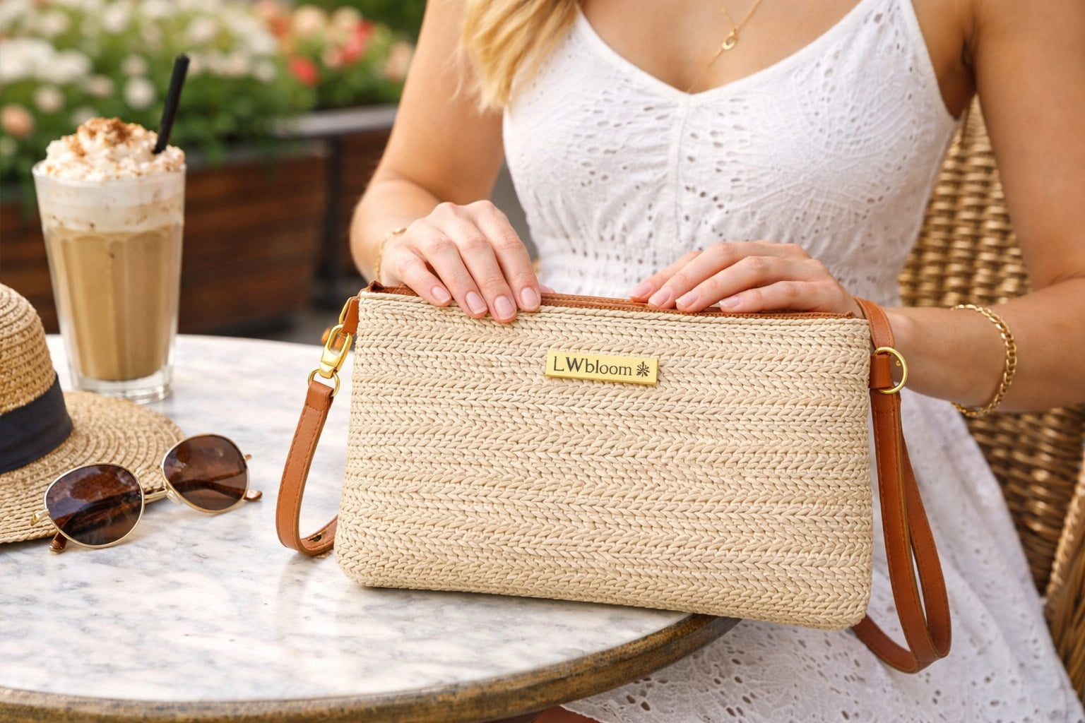 LwBloom Woven Straw Crossbody Purse for Women – Summer Beach Clutch Handbag with Adjustable Strap, Lightweight Vacation Shoulder Bag, Natural Beige