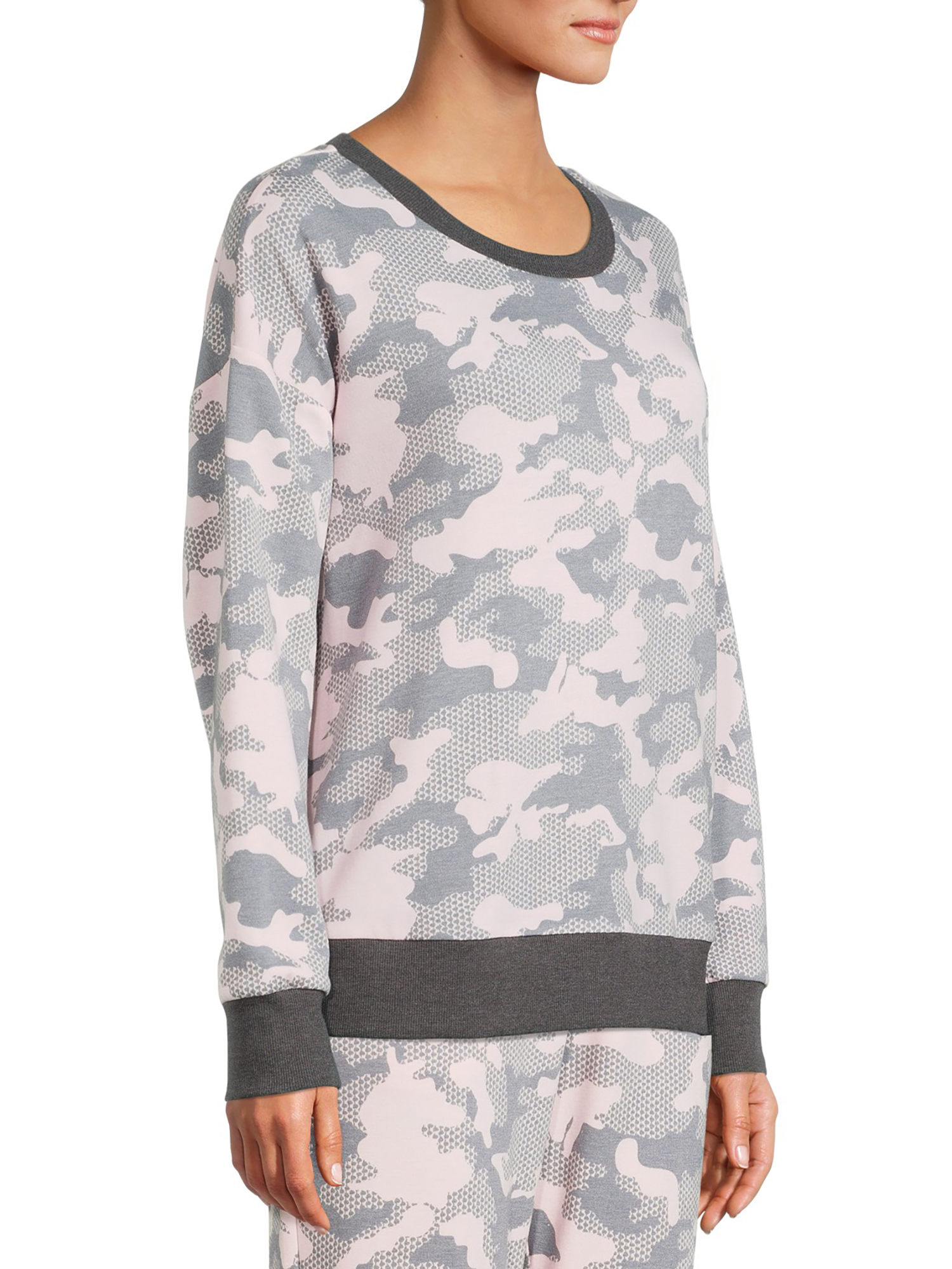 Reebok Long Sleeve Pullover Relaxed Fit Sweatshirt (Women's) 1 Pack - image 4 of 6