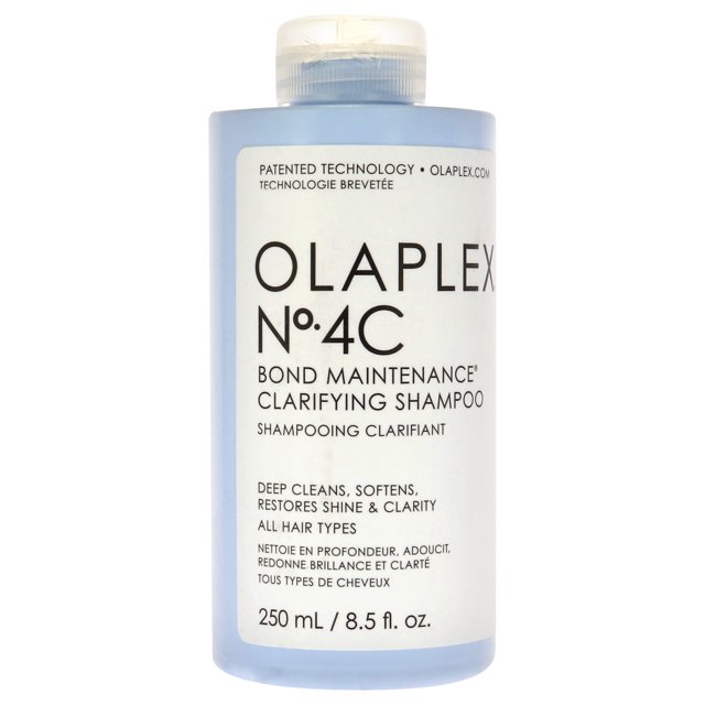 champú olaplex no 4c bond maintenance clarifying 250 ml botella frontal translúcida azul claro con tapa de presión y etiqueta blanca con texto negro que muestra 'No.4C Bond Maintenance Clarifying Shampoo' y '250 ml / 8.5 fl. oz.', envase cilíndrico sobre fondo blanco; la etiqueta indica limpieza profunda y restauración de brillo.