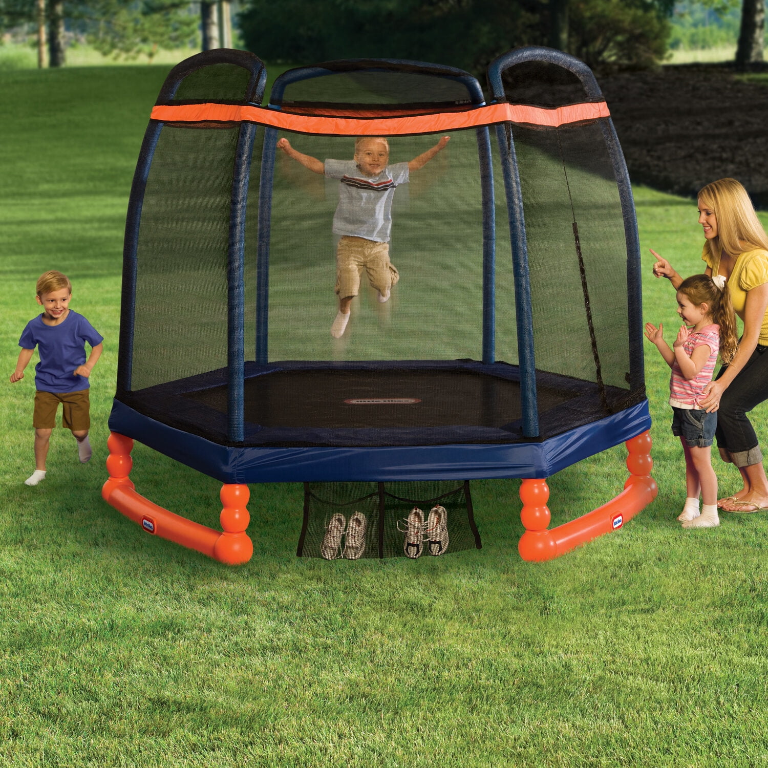 Little Tikes 7-Foot Trampoline, with Enclosure, Blue/Orange