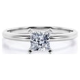 thumbnail image 1 of JeenMata Anillo de Compromiso con Solitario de Moissanita de Corte Princesa de 1 Quilate con Certificación Engastado en Garras en Baño de Oro Blanco de 18 K sobre Plata, 1 of 6