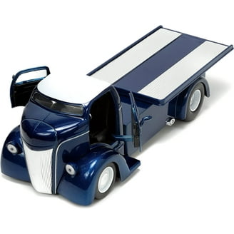 Jada Toys 1947 Ford COE Diecast Pickup Truck with Extra Wheels