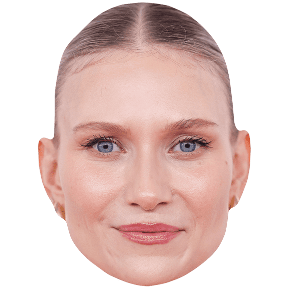 Carolin Niemczyk (Earrings) Big Head.