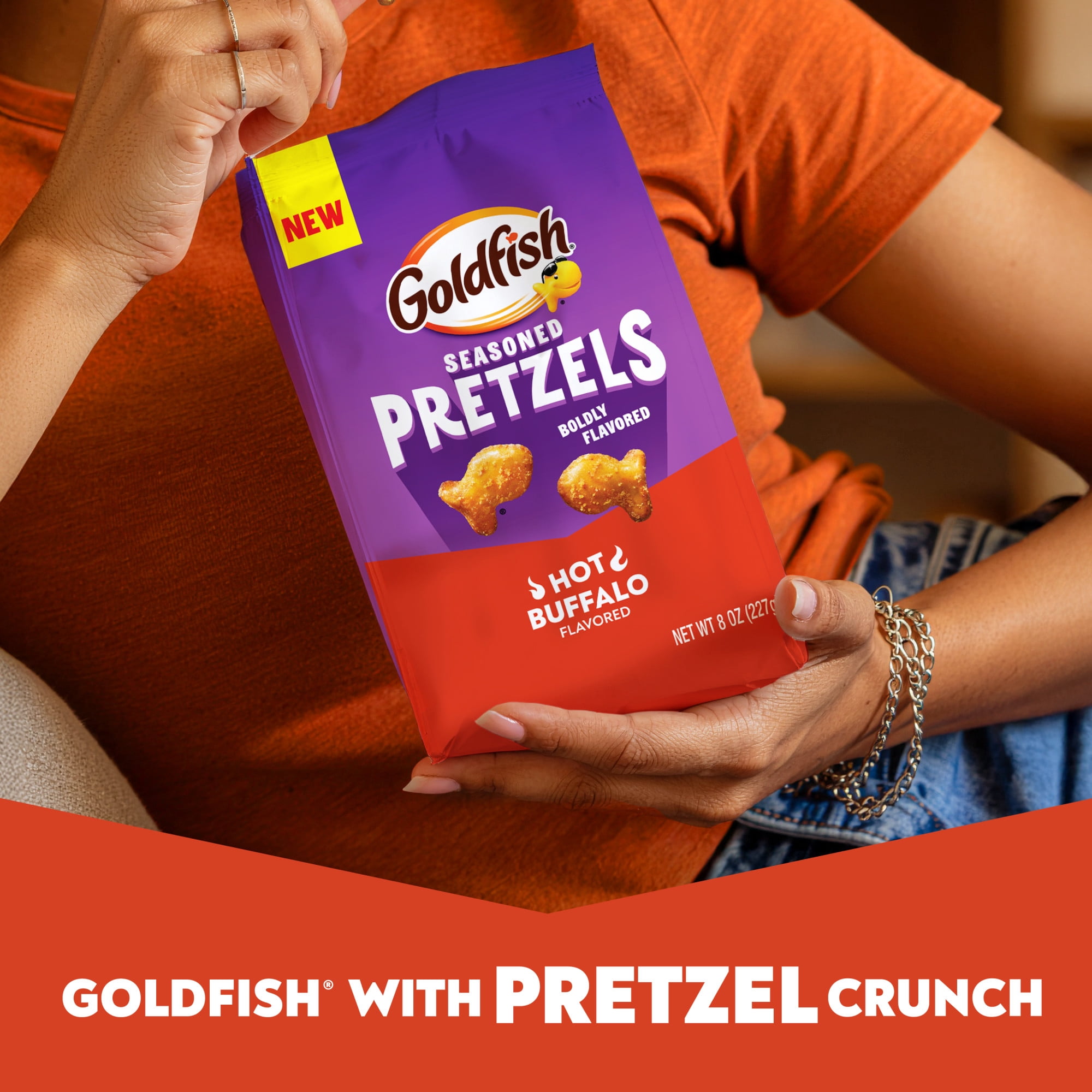 Goldfish Hot Buffalo Seasoned Pretzels, 8 Ounce Bag