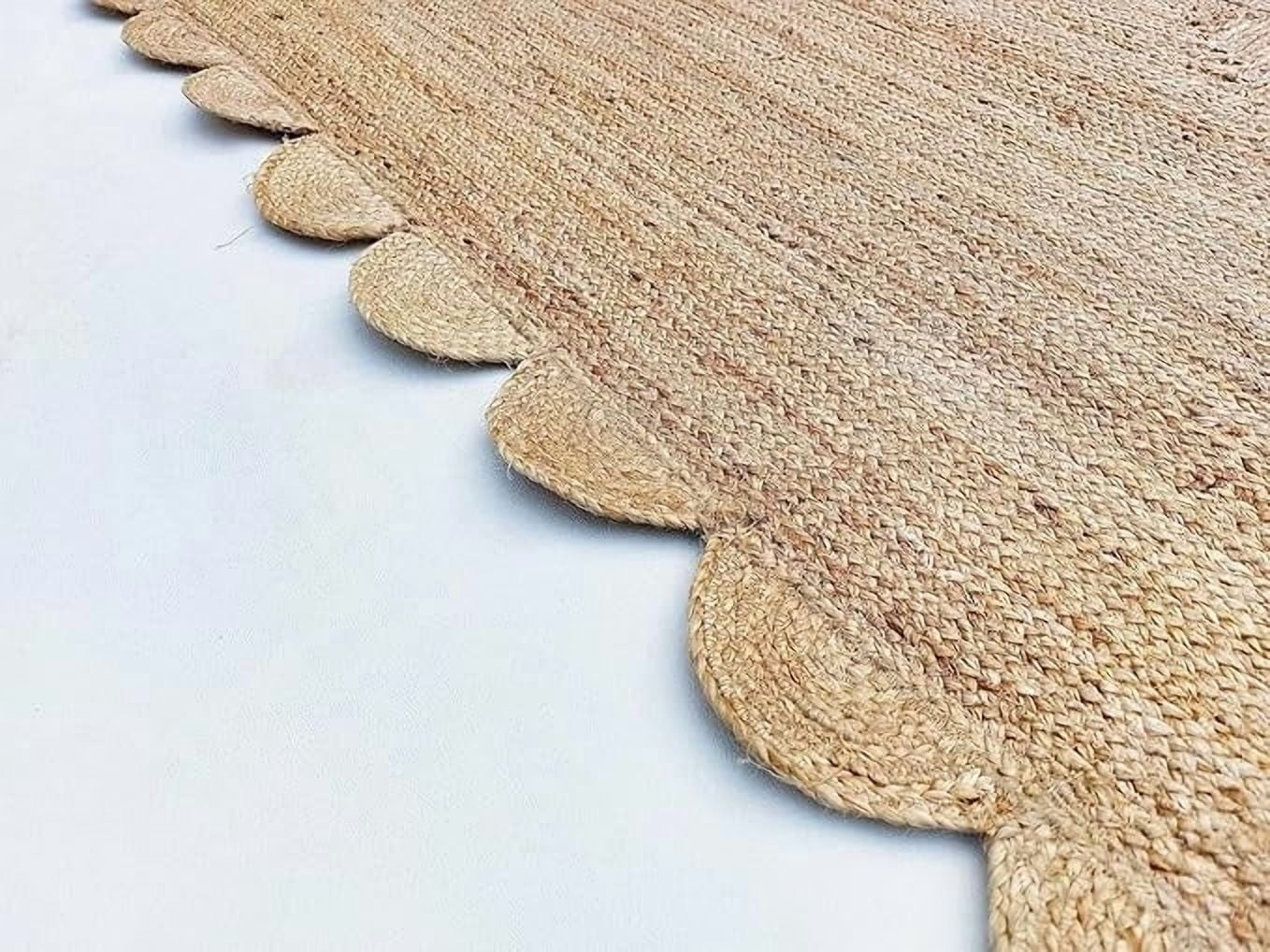 Natural Scalloped Jute Rug, Reversible Braided Indoor Outdoor Floor Mat, 3x5 Feet
