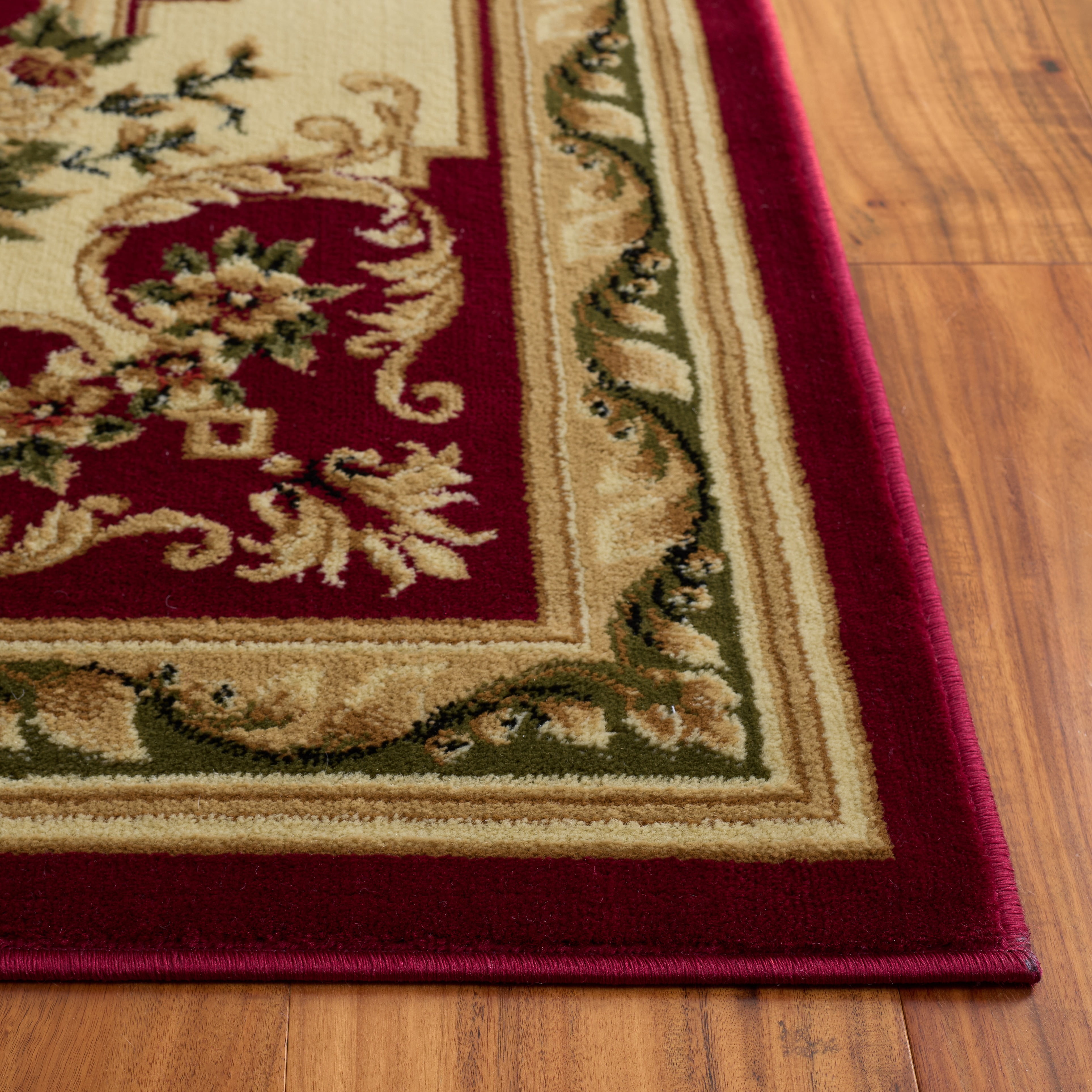 Safavieh Lyndhurst Katherine Floral Area Rug, Red/Ivory, 6' x 8'
