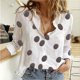 thumbnail image 1 of Camisa Blusas estampadas Tops Estilo elegante Damas con cuello en V Traje de trabajo de oficina (Gris M) Ygjytge Gris T M para Mujer, 1 of 8