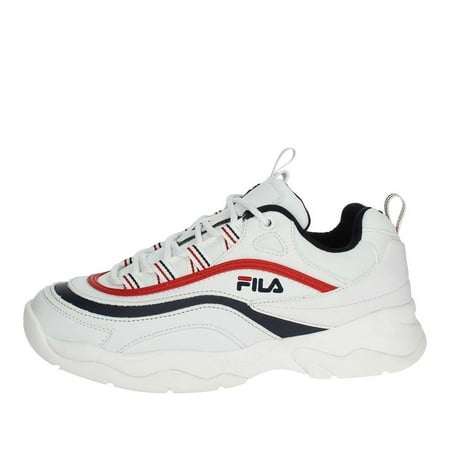 Fila ray low on feet sale