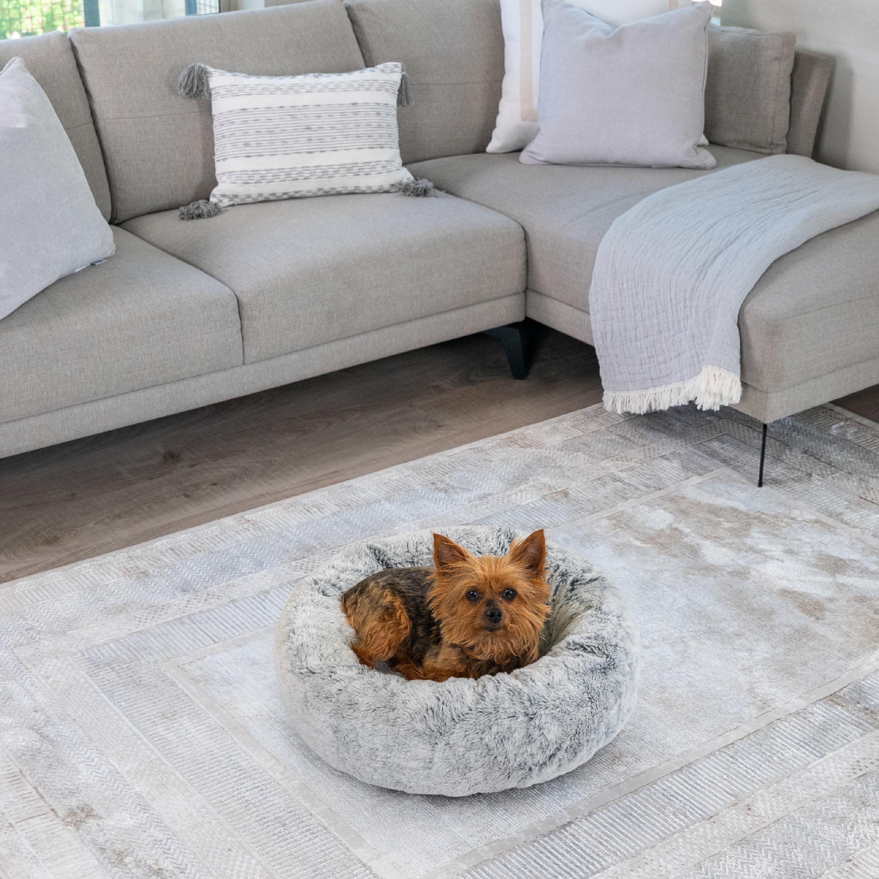 Best Friends by Sheri SnuggleSoft Faux Fur Calming Donut Bed for Dogs and Cats, Gray, Extra Small, 18x18