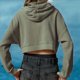 thumbnail image 5 of Sudadera Corta con Capucha y Cremallera para Mujer, Estilo Años 90, Larga, Cordón Ajustable y Bolsillos. Verde L, 5 of 9
