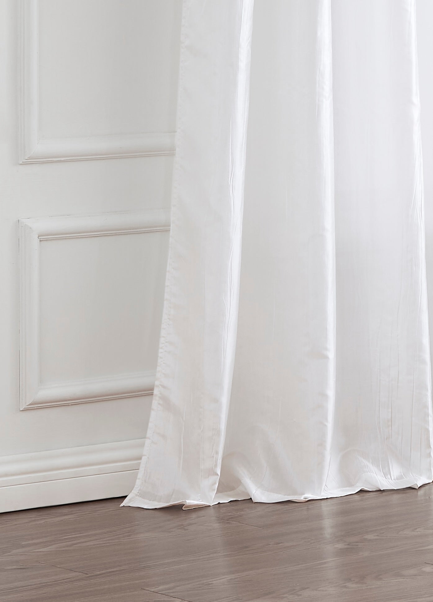 Dainty Home Single Light Filtering Grommet Curtain Panel, Crushed Taffeta, 54"x84"