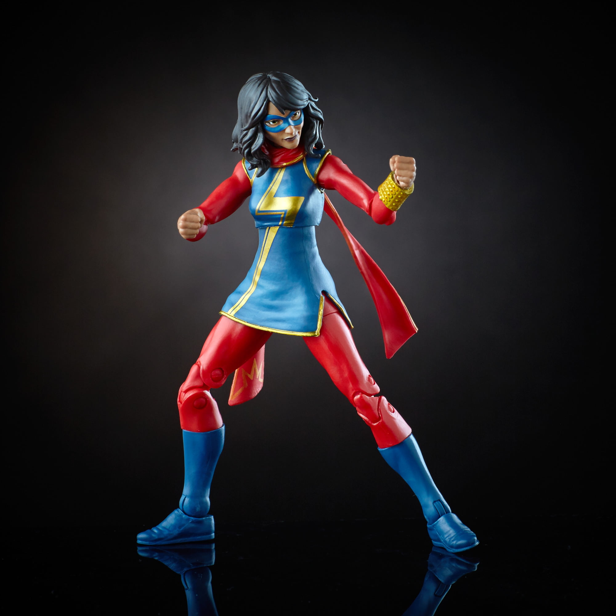 Marvel 6-inch Legends Series Ms. Marvel