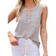 thumbnail image 1 of Blusa informal de verano gris sin mangas con cuello en V y bolsillos para mujer, talla XL, 1 of 7