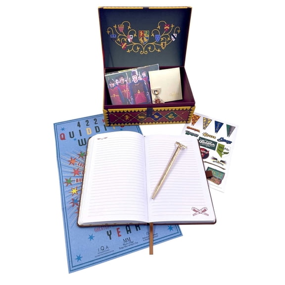 Harry Potter Harry Potter: Quidditch Gift Set, (Hardcover)