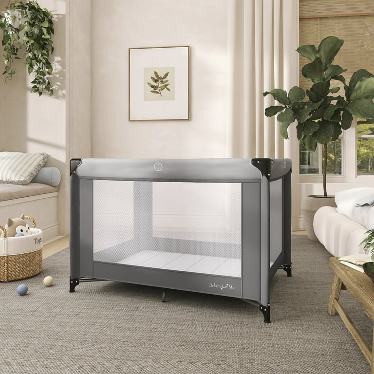 Dream on Me Zazzy Portable Play yard with Bassinet, Gray, Unisex