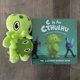 thumbnail image 4 of El paquete C es para libros de cartón y peluche verde de Cthulhu (15 cm), 4 of 4