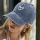 thumbnail image 1 of Gorra de béisbol para mujer con bordado de corazón: gorra de moda para niñas para deportes al aire libre,ajustable,bonita y casual, 1 of 6