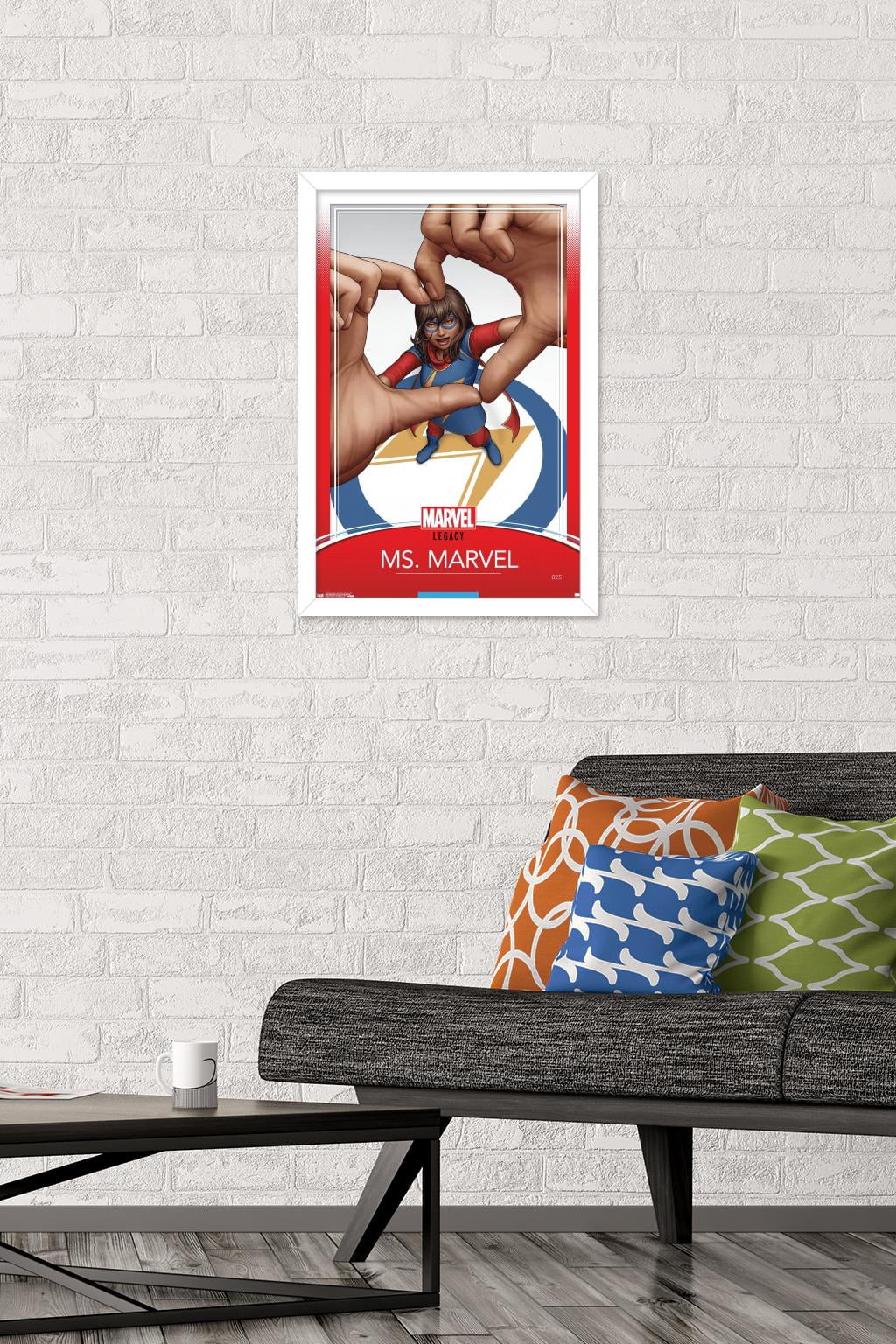 Marvel Comics - Ms. Marvel - Ms. Marvel #25 Wall Poster, 14.725" x 22.375" Framed