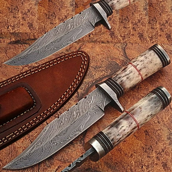 Out Class Damascus Steel Hunting Knife w/ Giraffe Bone Handle