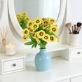 thumbnail image 4 of Tallos de crisantemo artificial | Ramo pequeño de margaritas de plástico sintético | Arreglos florales decorativos de seda para centros de mesa de bodas y decoración del hogar, 4 of 6
