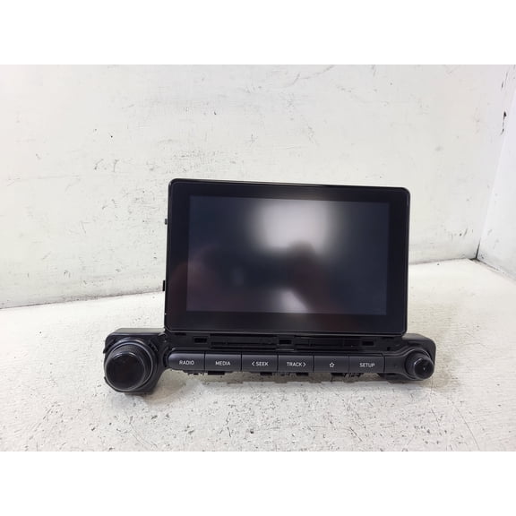 Pre-Owned 2020-2022 Hyundai Venue Display Screen Radio Receiver OEM LKQ - Verify Specific Vehicle Fitment In Description - (Good)