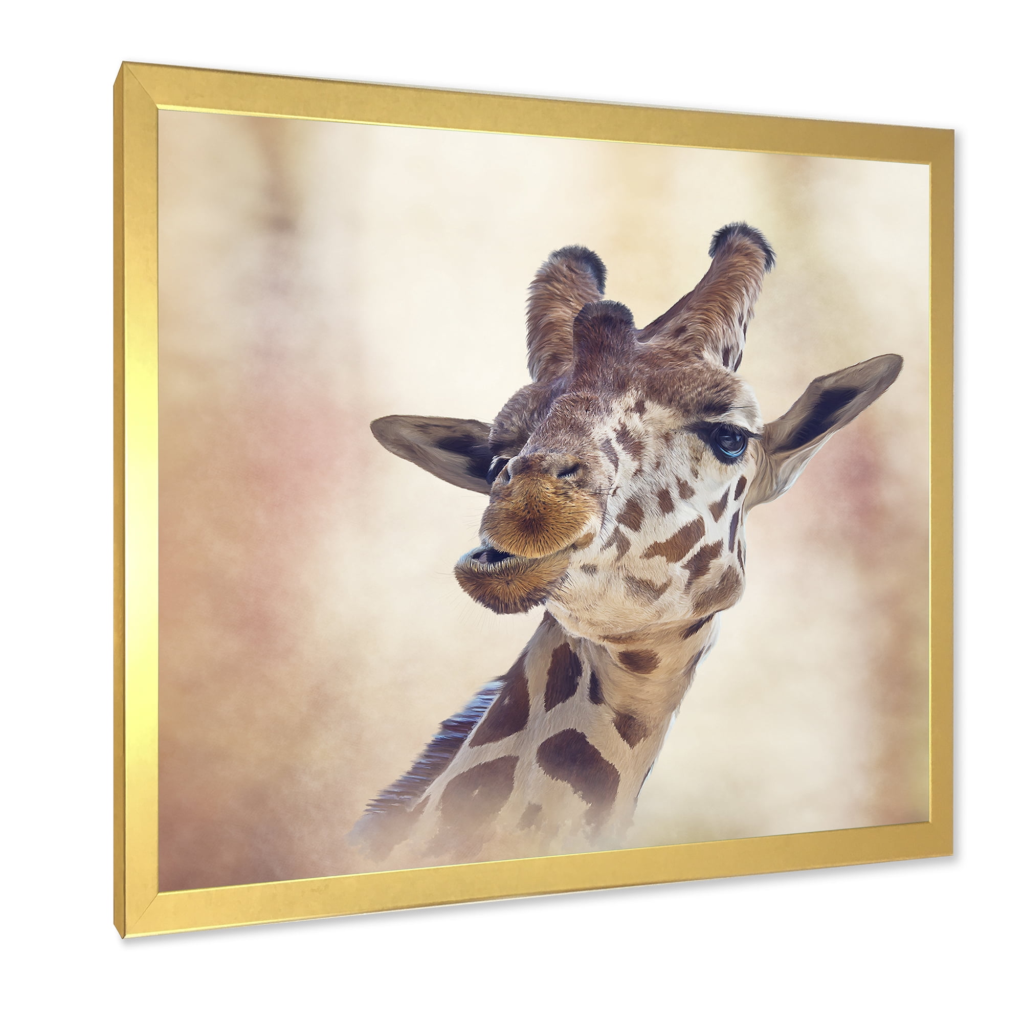 Designart 'Close Up Portrait of A Giraffe VI' Farmhouse Framed Art Print