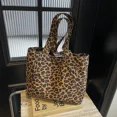 thumbnail image 2 of Bolso de lona con estampado de leopardo de estilo retro y moderno, bolso de mano de gran capacidad estilo coreano, bolso de hombro para compras, 2 of 5