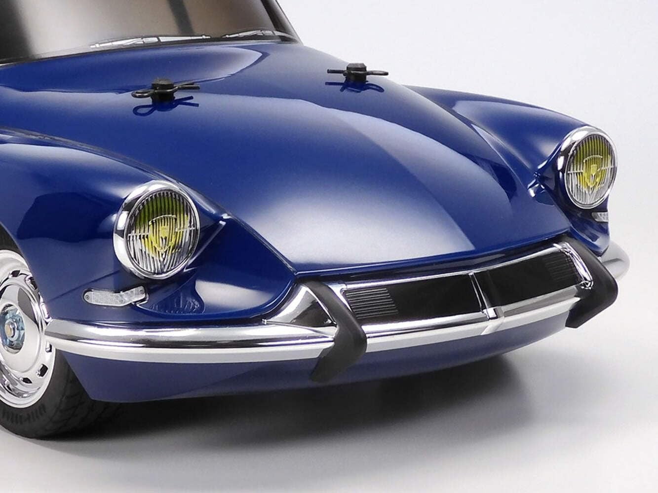 Tamiya 1/10 R/C Citroen DS MB-01 TAM58734