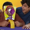 thumbnail image 5 of Juego Familiar de Mesa Hasbro Pie Face Crema Batida, 5 of 5
